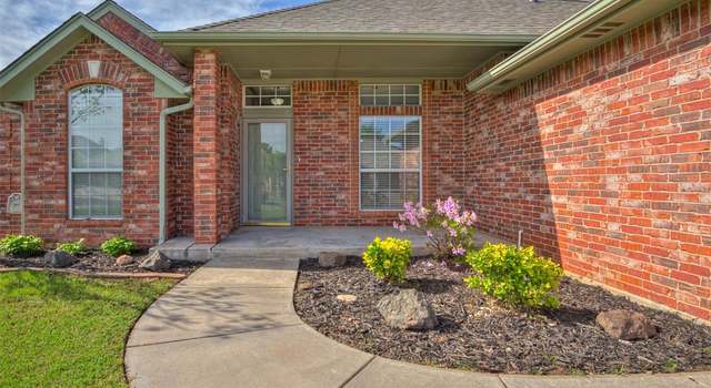 Photo of 10620 NW 41st St, Yukon, OK 73099
