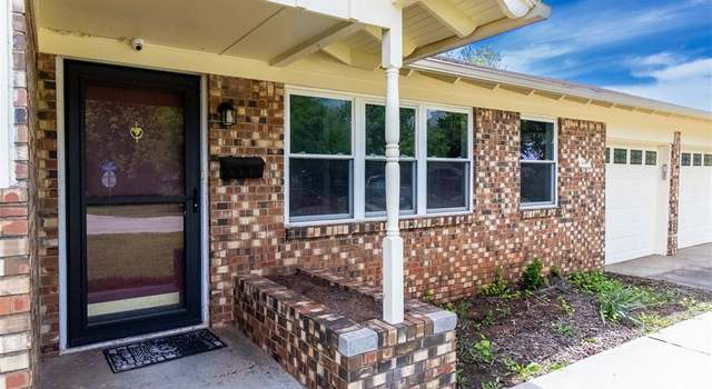 Photo of 512 Country Club Cir, Midwest City, OK 73110