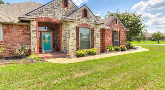 Photo of 22814 Crosstimbers Dr, Blanchard, OK 73010