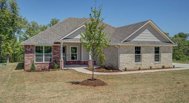 Photo of 11127 Black Lion Ct, Blanchard, OK 73010