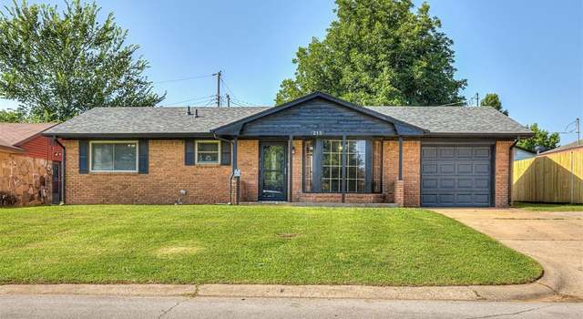Photo of 215 W Underwood St, El Reno, OK 73036