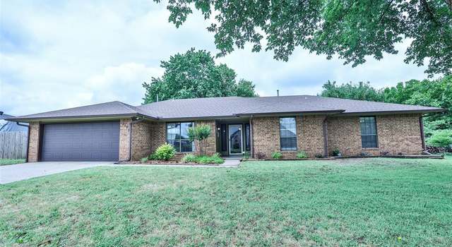 Photo of 2102 Barrington Dr, Norman, OK 73071