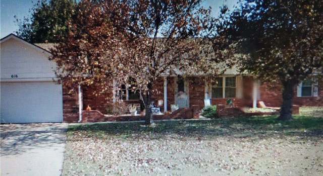 Photo of 616 N Falcon Way, Mustang, OK 73064