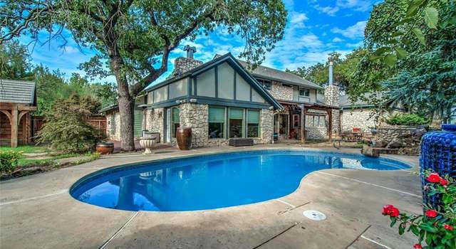 Photo of 1004 Oak Tree Dr, Edmond, OK 73025