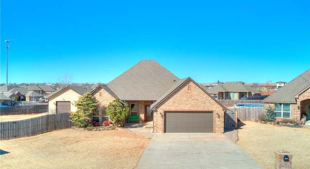 Photo of 1129 Bourton Ct, Blanchard, OK 73010