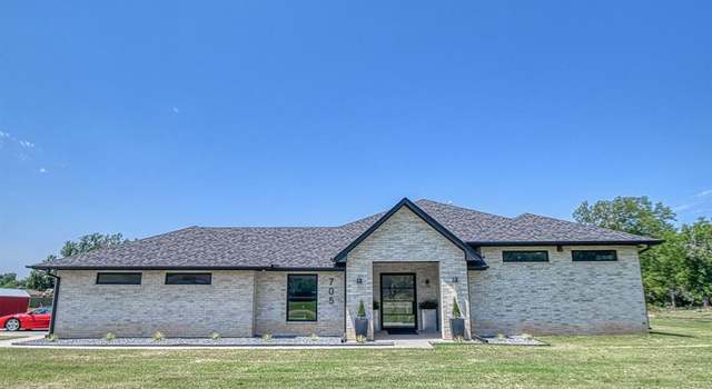 Photo of 701 Hisel Rd, Del City, OK 73115