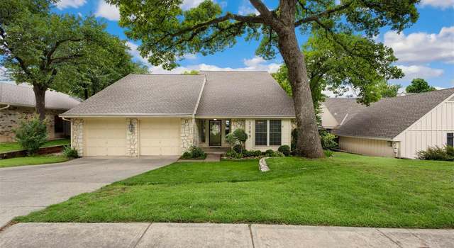 Photo of 2309 Colchester Dr, Edmond, OK 73034
