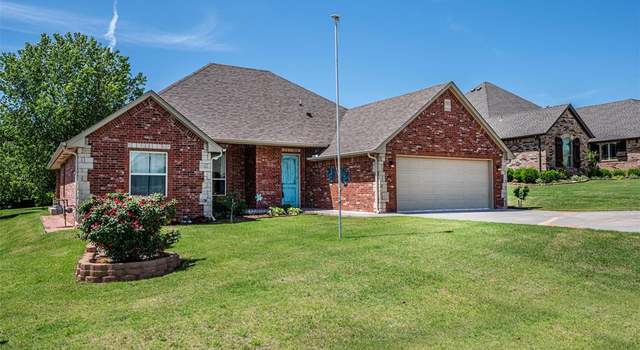 Photo of 2706 Eagle Lake Dr, Blanchard, OK 73010