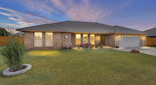 Photo of 108 Woodridge, Elk City, OK 73644