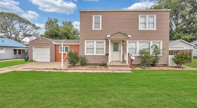 Photo of 231 W Polk St, Mangum, OK 73554