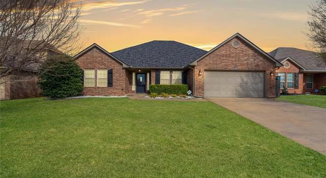 Photo of 2900 Indian Grass Ct, Edmond, OK 73013