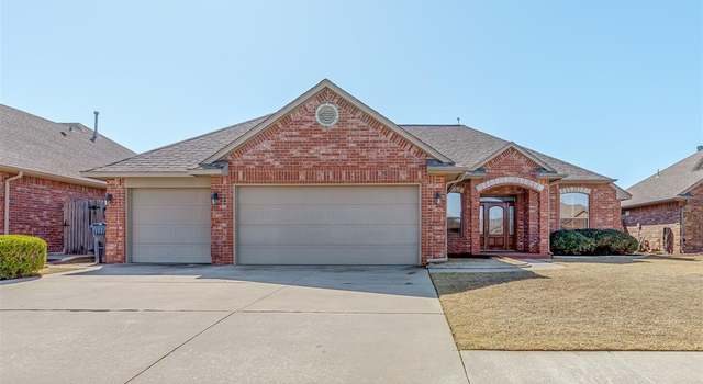 Photo of 10712 NW 39th St, Yukon, OK 73099
