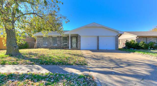Photo of 717 S Highland Dr, Mustang, OK 73064