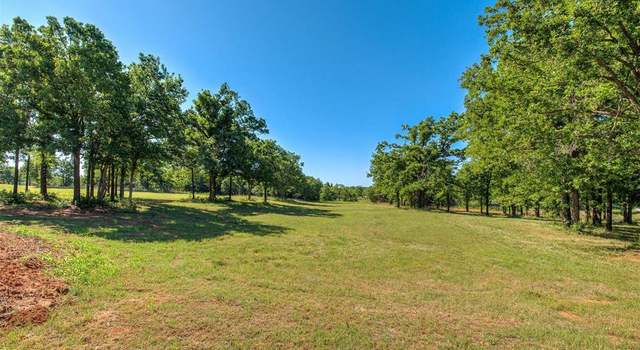 Photo of 9527 Creek View Rd, Guthrie, OK 73044