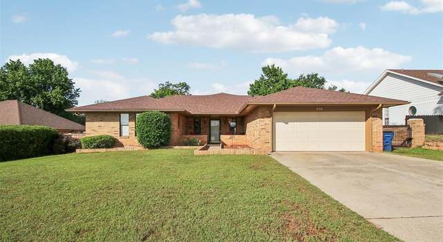 Photo of 630 N Edgewood Ter, Mustang, OK 73064