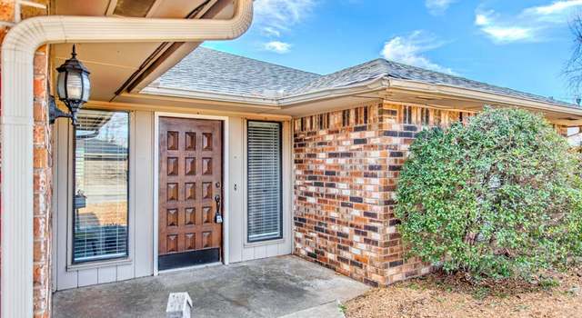 Photo of 2324 Cypress Ct, Edmond, OK 73013
