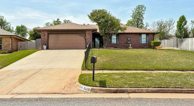 Photo of 1113 Bank Side Cir, Edmond, OK 73012