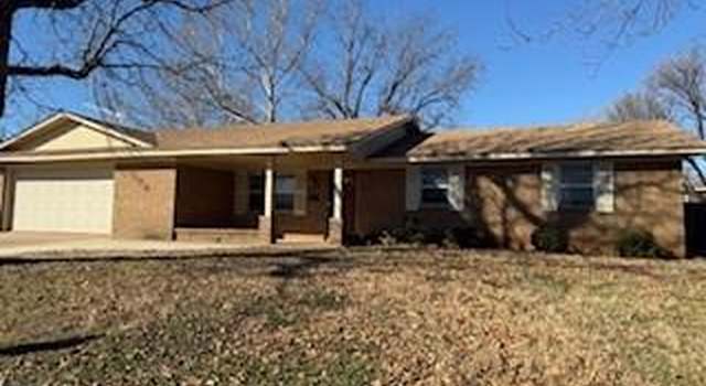 Photo of 304 S 23rd St, Clinton, OK 73601