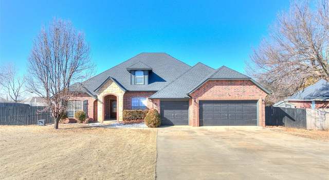 Photo of 8024 Lindsay Ln, Edmond, OK 73025