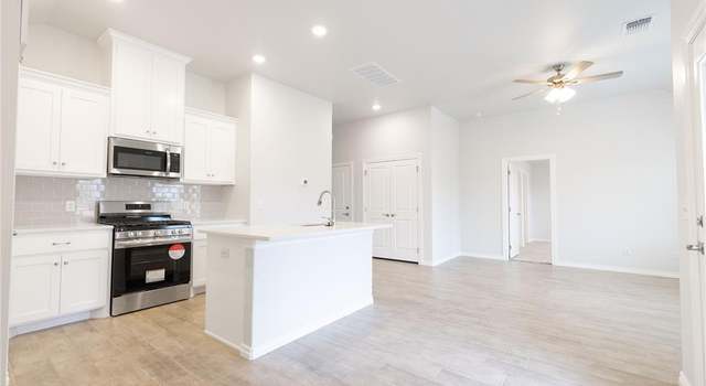Photo of 1824 Zayden Ln, Norman, OK 73072