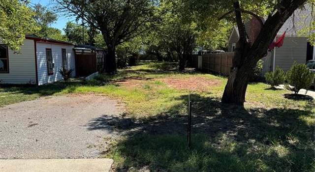 Photo of 914 E Comanche St, Norman, OK 73071
