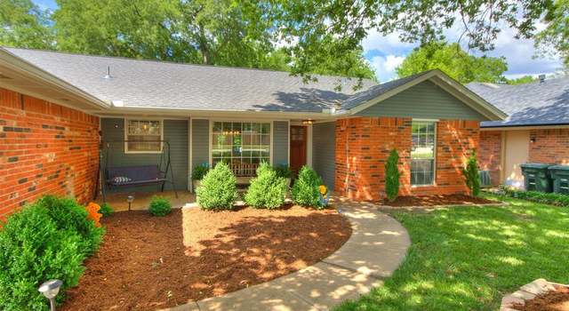 Photo of 1901 Woodside Dr, Edmond, OK 73013