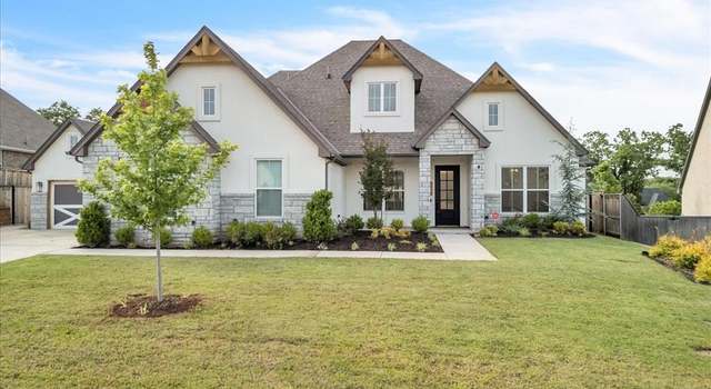 Photo of 8117 Grass Creek Dr, Edmond, OK 73034