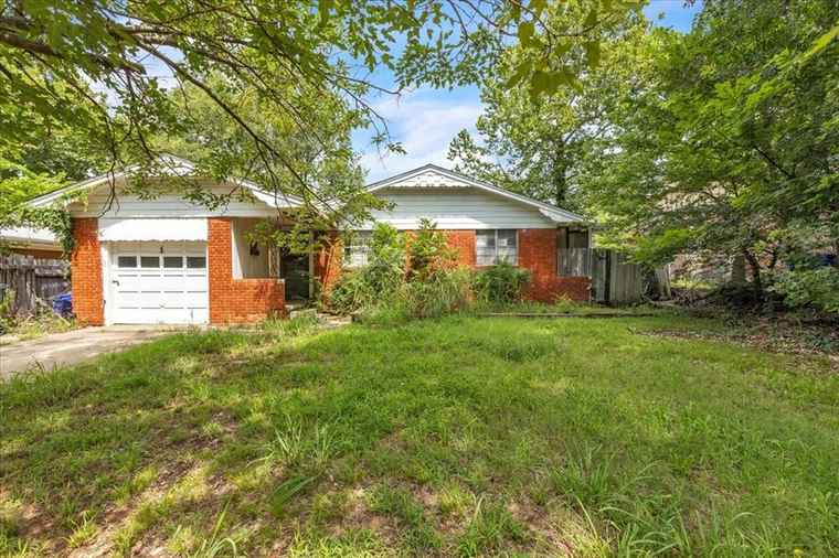 Photo of 1601 Parkview Ter Norman, OK 73072