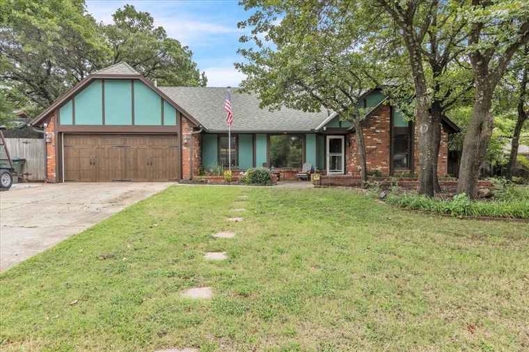 Photo of 4504 Steven Dr Edmond, OK 73013