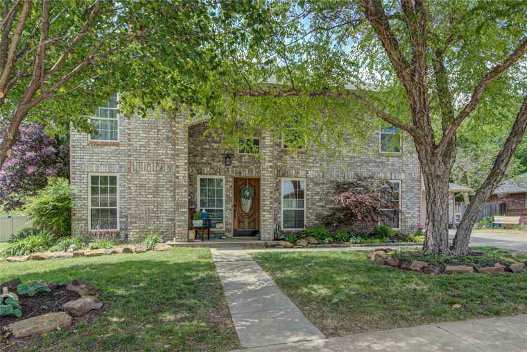 Photo of 1322 Quail Hollow Dr Norman, OK 73072