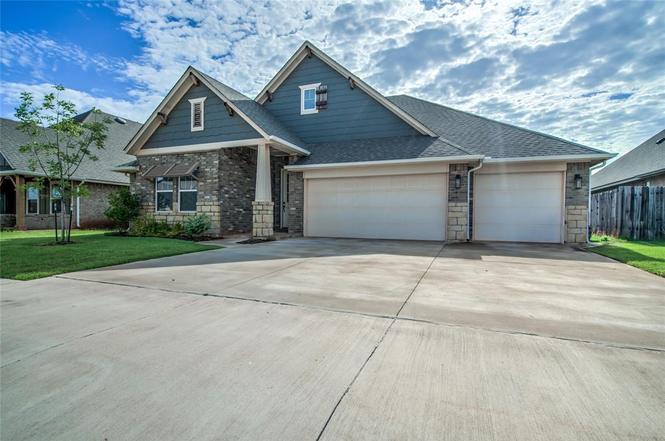 いしま ページ 18445 Austin Pl, Edmond, OK 73012 | For Sale ($435,000