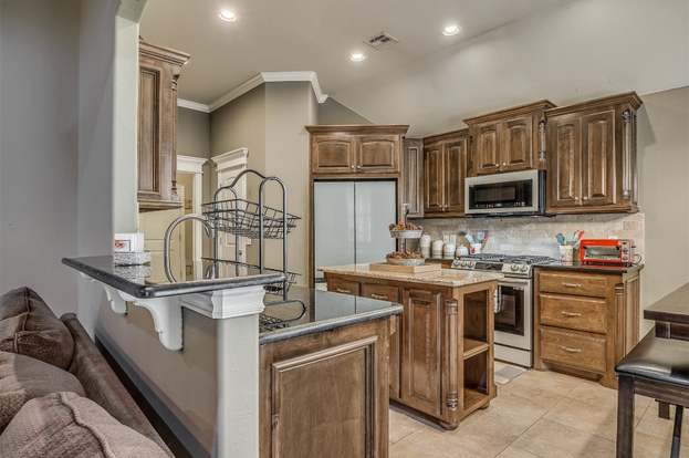 12121 SW 13th St, Yukon, OK 73099 | MLS# 1097766 | Redfin