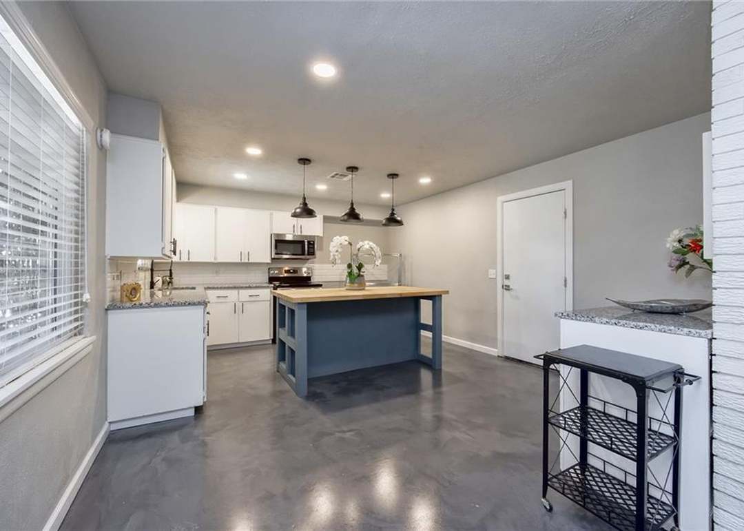 3120 Elmwood Ave, Oklahoma City, OK 73116