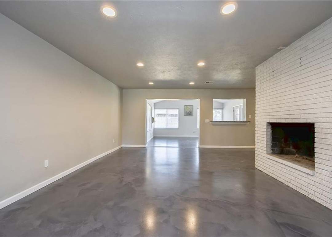 3120 Elmwood Ave, Oklahoma City, OK 73116