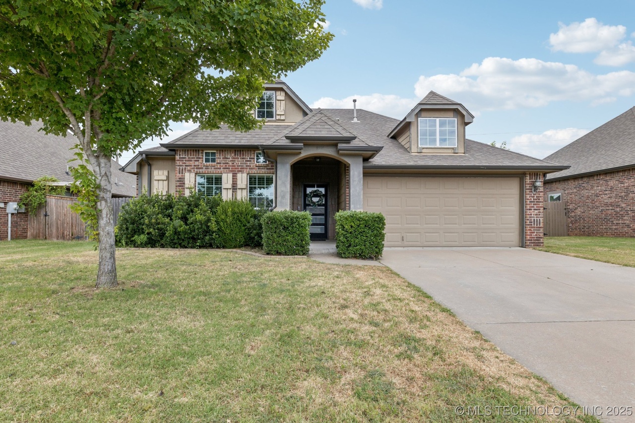 8731 E 136th St S, Bixby, OK 74008