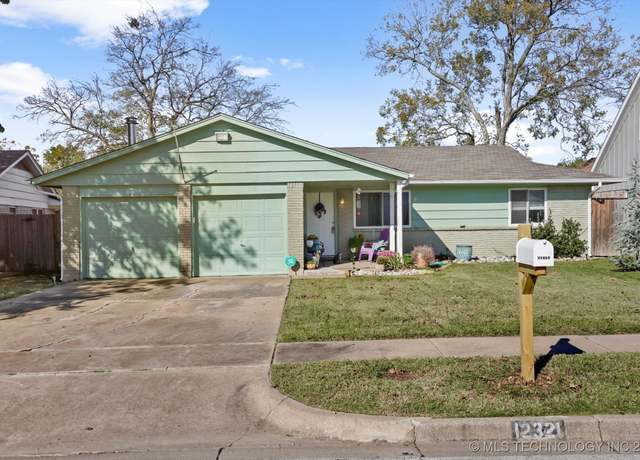 Property at 12321 E 16th St, Tulsa, OK 74128, 3 beds, 1 bath