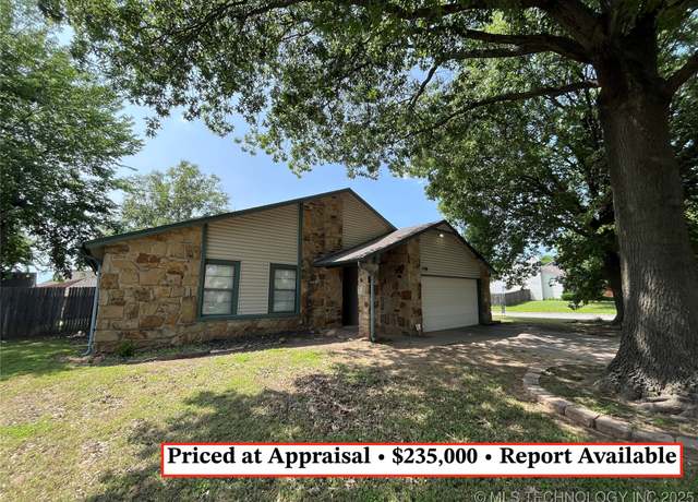 Property at 1700 S Cypress Ave, Broken Arrow, OK 74012, 3 beds, 2 baths