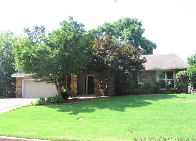 Property at 4224 E 84th St, Tulsa, OK 74137, 3 beds, 2 baths