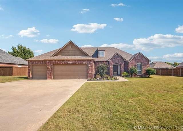 Property at 10435 S 213th EastAvenue, Broken Arrow, OK 74014, 4 beds, 2.5 baths