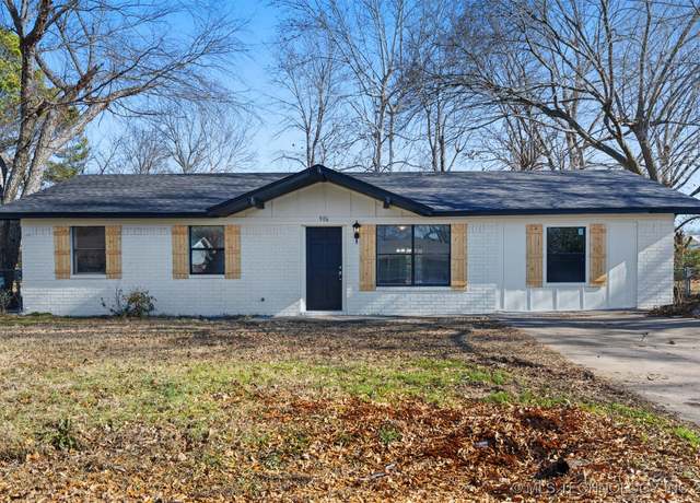 Property at 906 NW 10th St, Stigler, OK 74462, 4 beds, 2 baths