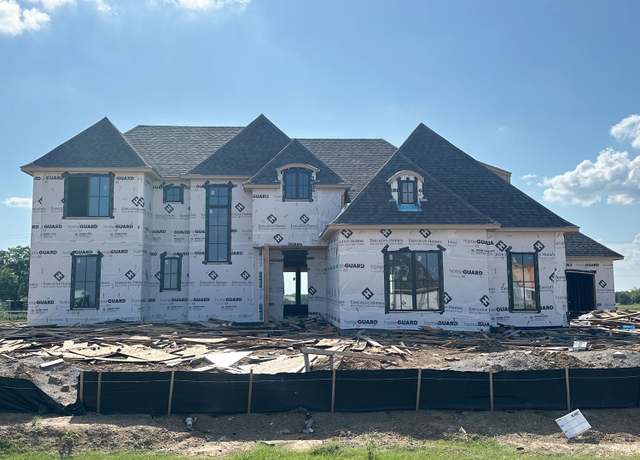 Property at 10924 N 81st EastPlace, Owasso, OK 74055, 4 beds, 4.5 baths