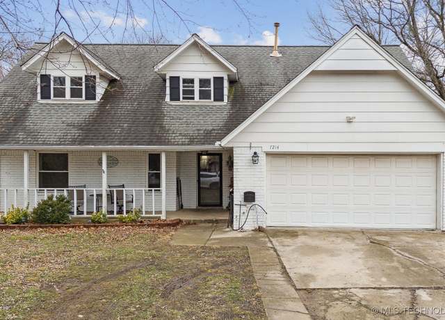 Property at 7214 S Gafford Blvd, Broken Arrow, OK 74014, 5 beds, 2.5 baths