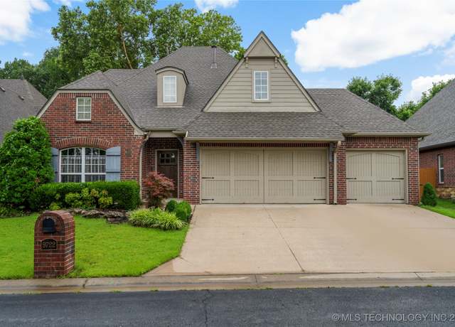 Property at 9722 S 75th EastAvenue, Tulsa, OK 74133, 5 beds, 2.5 baths
