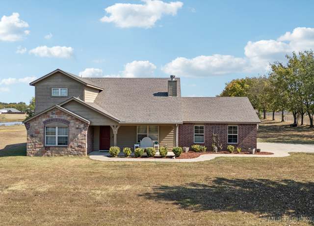 Property at 284 Bluebird Ln, Pryor, OK 74361, 5 beds, 2.5 baths