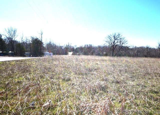 Property at 1728 N 5th St, Stilwell, OK 74960