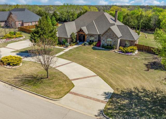 Property at 24182 N 3967 Rd, Bartlesville, OK 74006, 5 beds, 3.5 baths