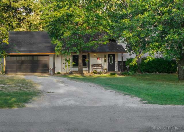 Property at 17135 S Creekwood Ct, Claremore, OK 74017, 4 beds, 3.5 baths