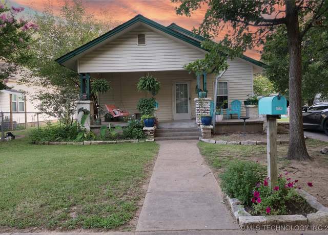 Property at 604 E Miami Ave, Mcalester, OK 74501, 3 beds, 2 baths