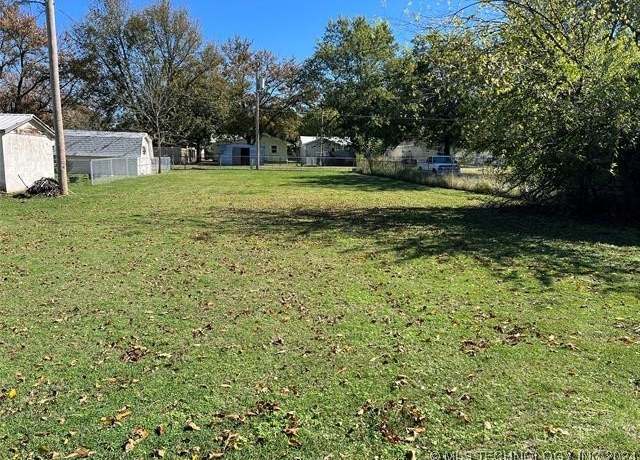 Property at 207 S Orphan St, Pryor, OK 74361