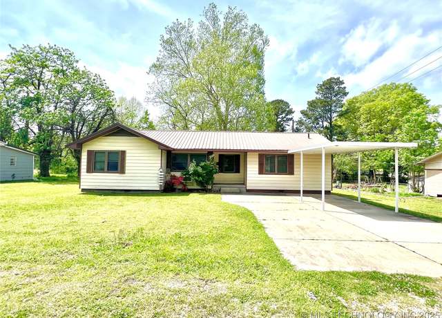 Property at 503 NE 4th St, Stigler, OK 74462, 3 beds, 1.5 baths